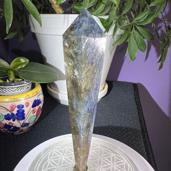 Kyanite Crystal Meditation Wand‎ Scepter - Picture 10 of 14